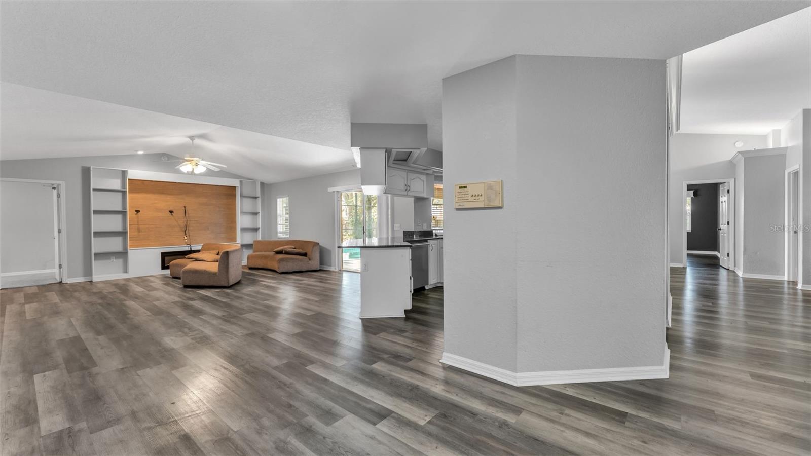 Image 27 of 65 For 1505 Hastings Path