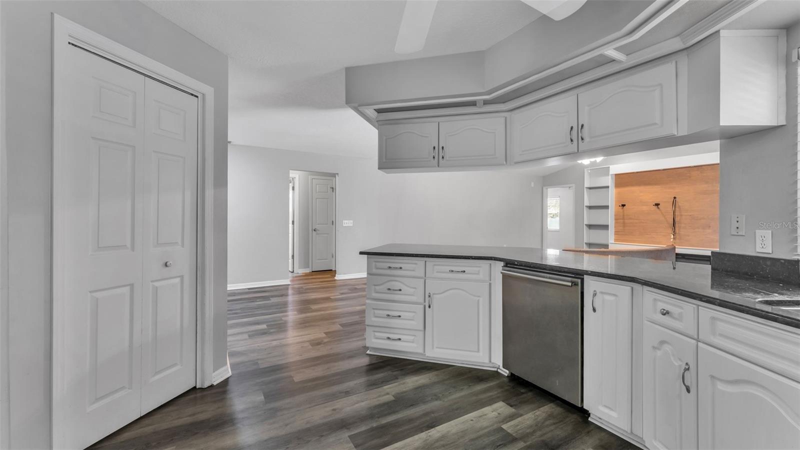 Image 32 of 65 For 1505 Hastings Path