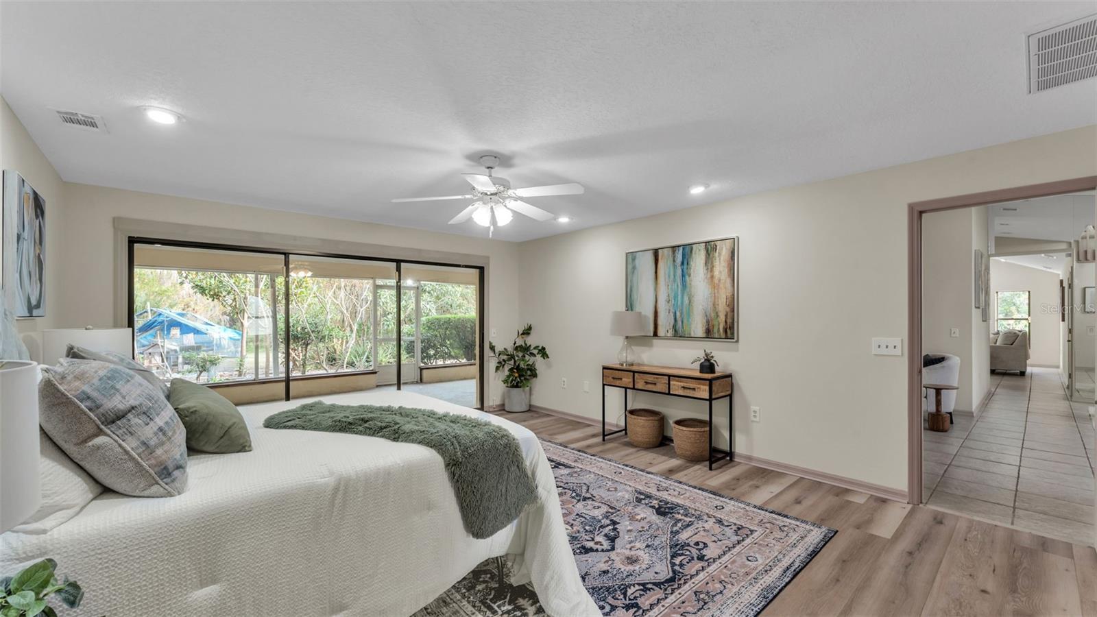 Image 19 of 56 For 6828 Forestwood Drive W