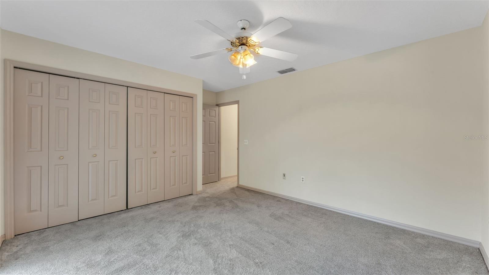 Image 26 of 56 For 6828 Forestwood Drive W