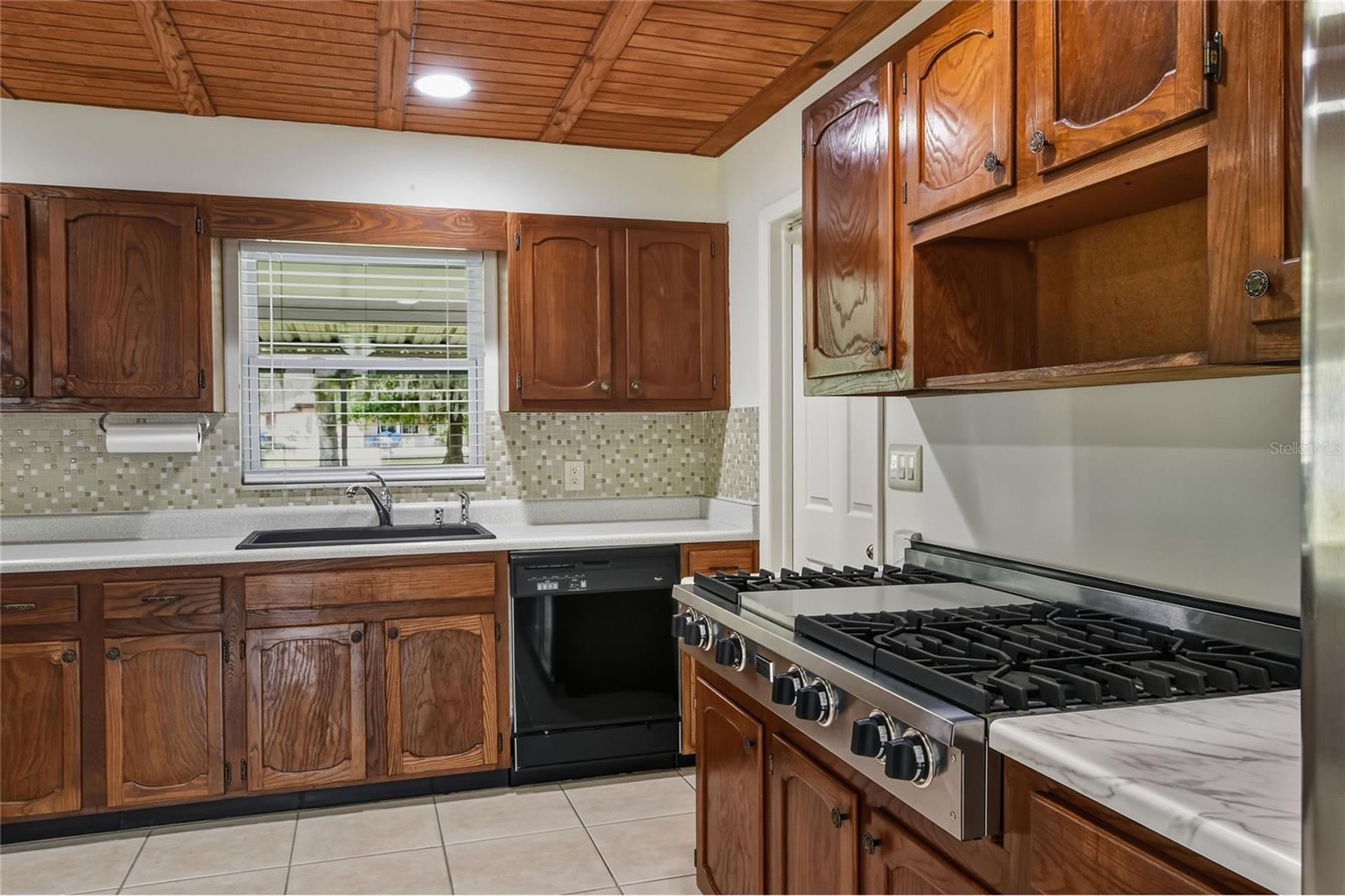 Image 14 of 57 For 3204 Amaya Court