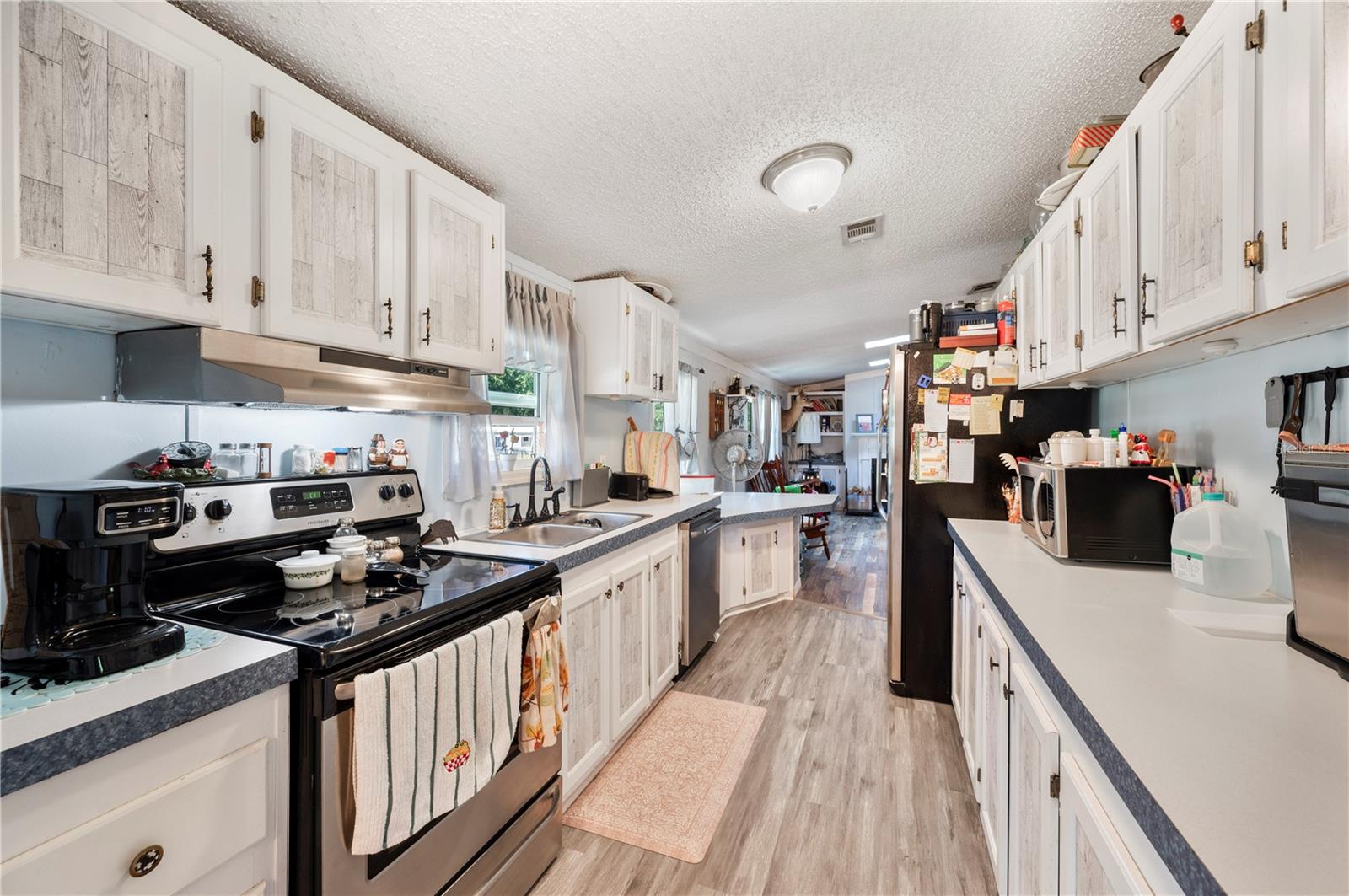 Image 8 of 30 For 232 Temple Circle