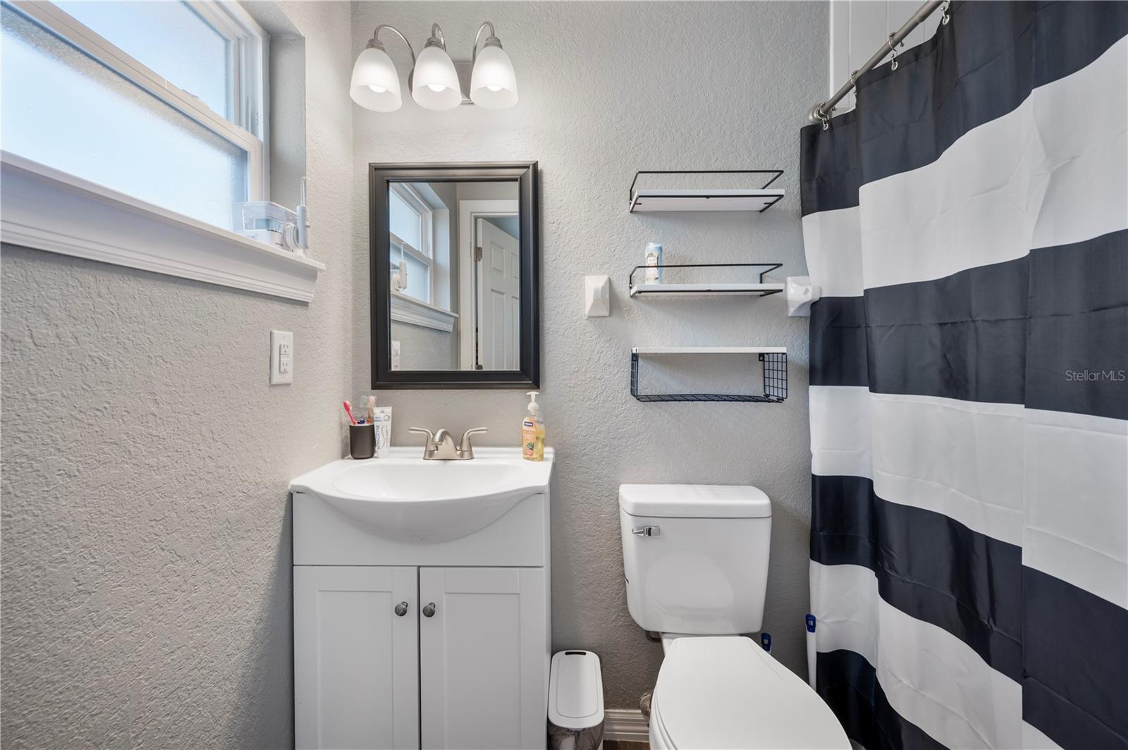 Image 23 of 32 For 6830 County Line Road