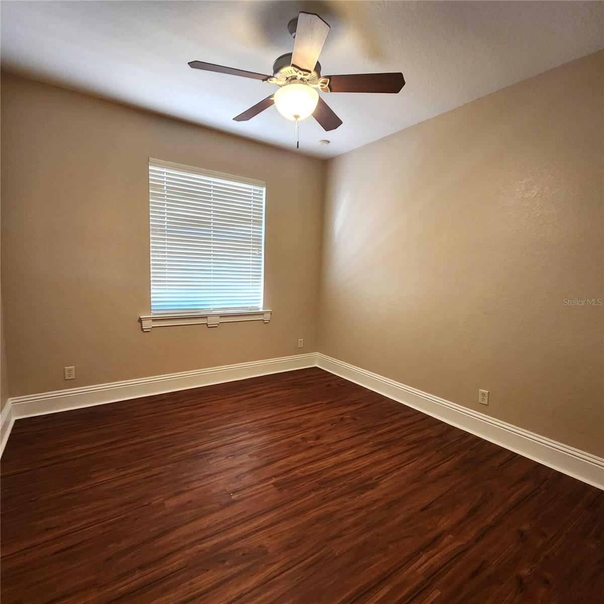 Image 28 of 35 For 2873 Kinsley Drive