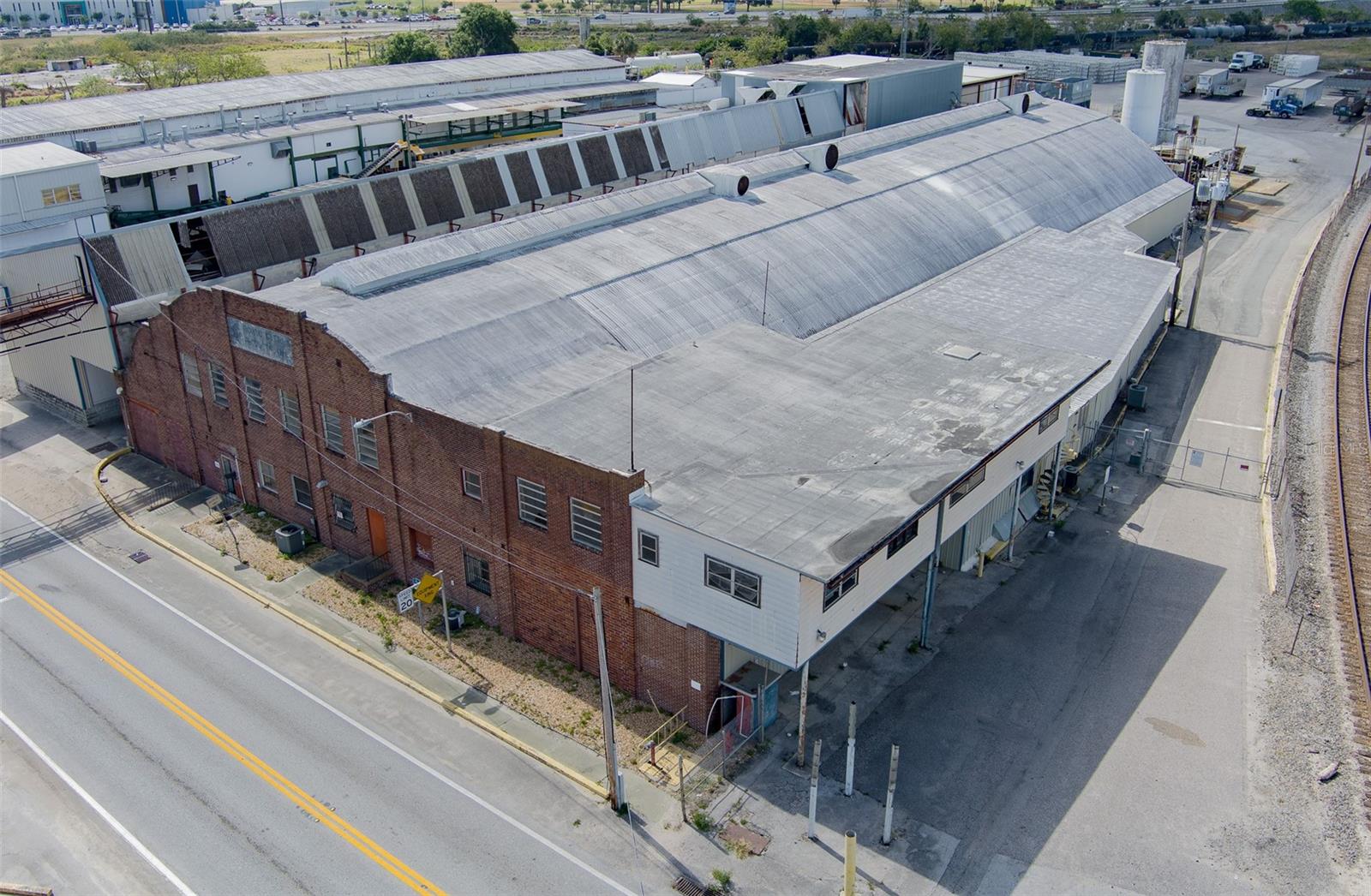 Image 11 of 57 For 500 Avenue R Sw