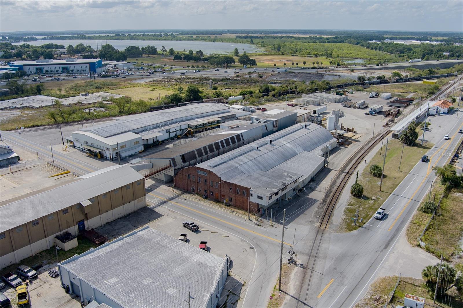 Image 3 of 57 For 500 Avenue R Sw