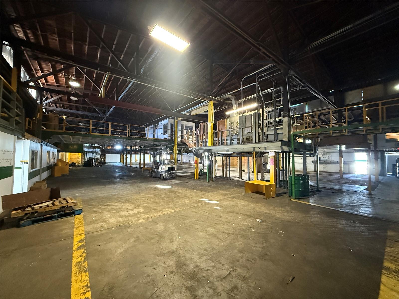 Image 31 of 57 For 500 Avenue R Sw