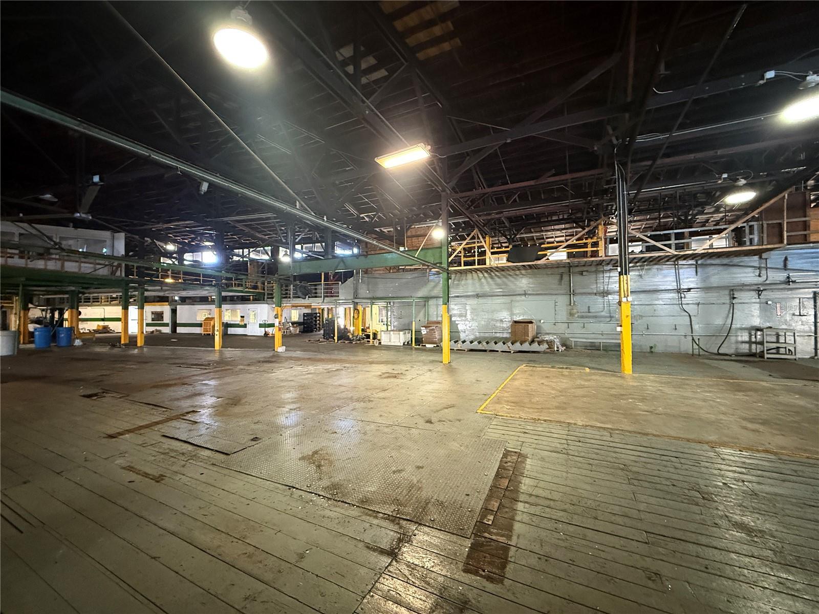 Image 40 of 57 For 500 Avenue R Sw