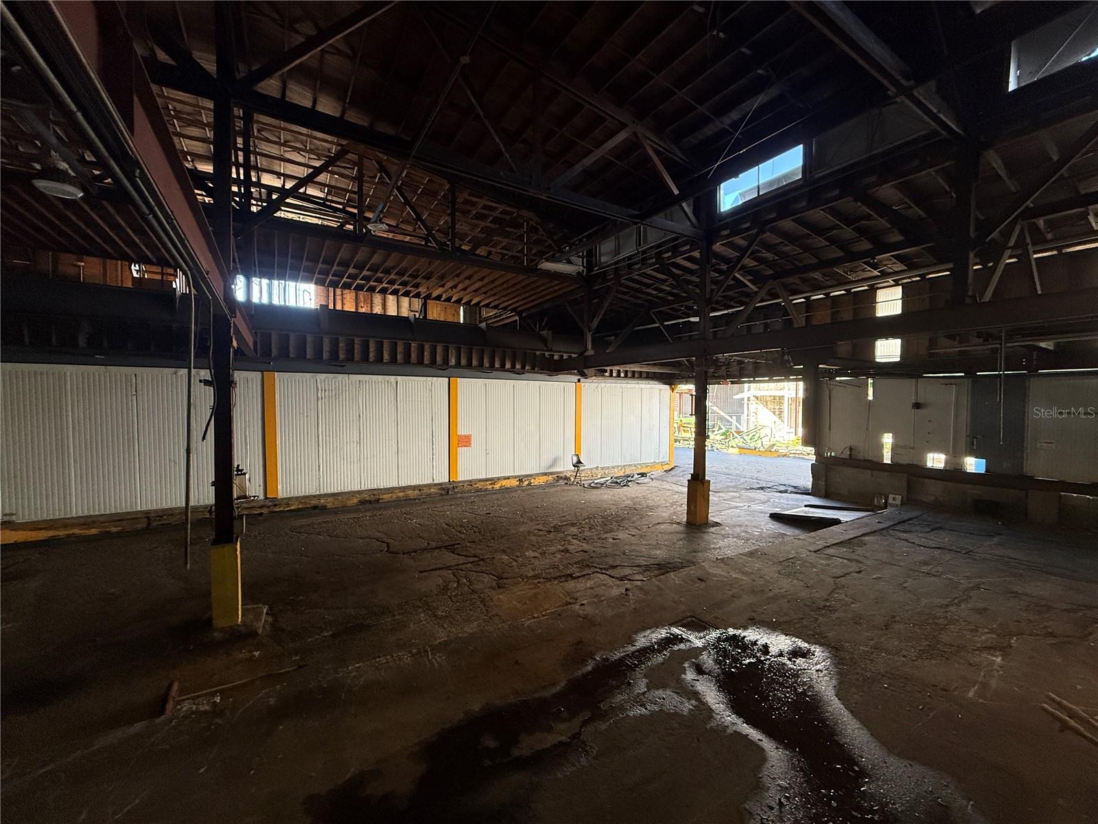 Image 43 of 57 For 500 Avenue R Sw