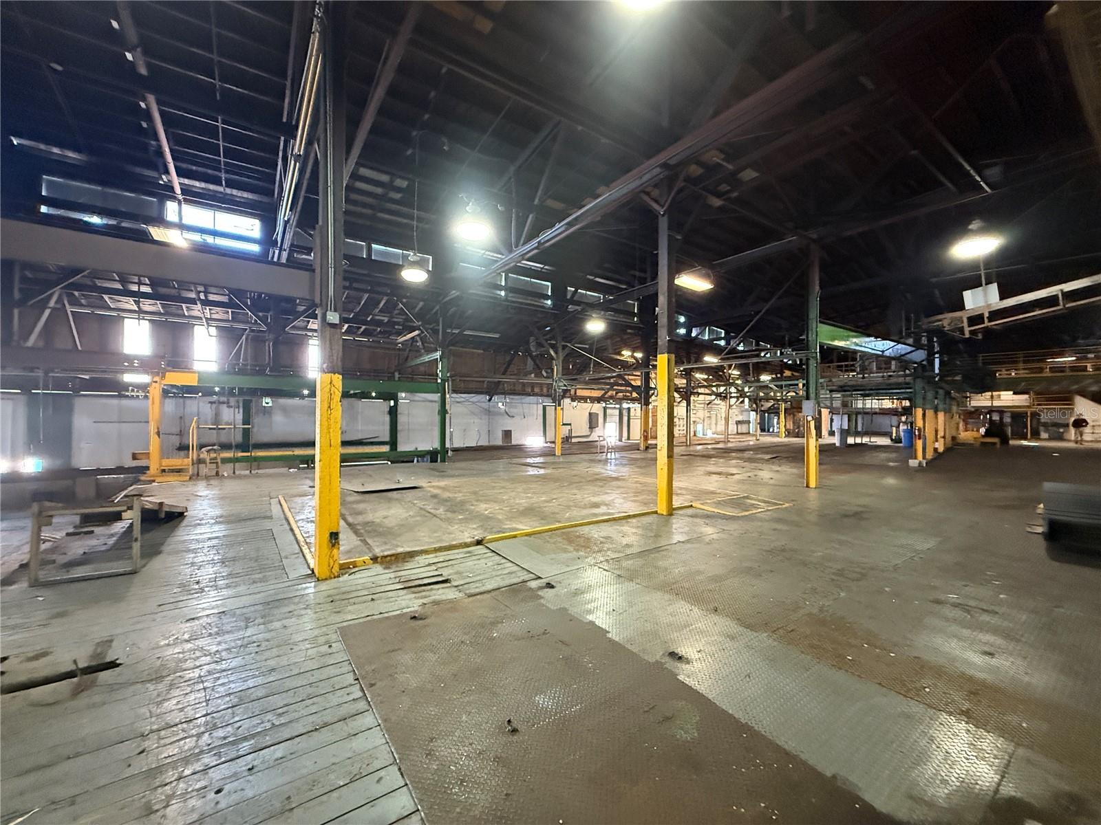 Image 45 of 57 For 500 Avenue R Sw