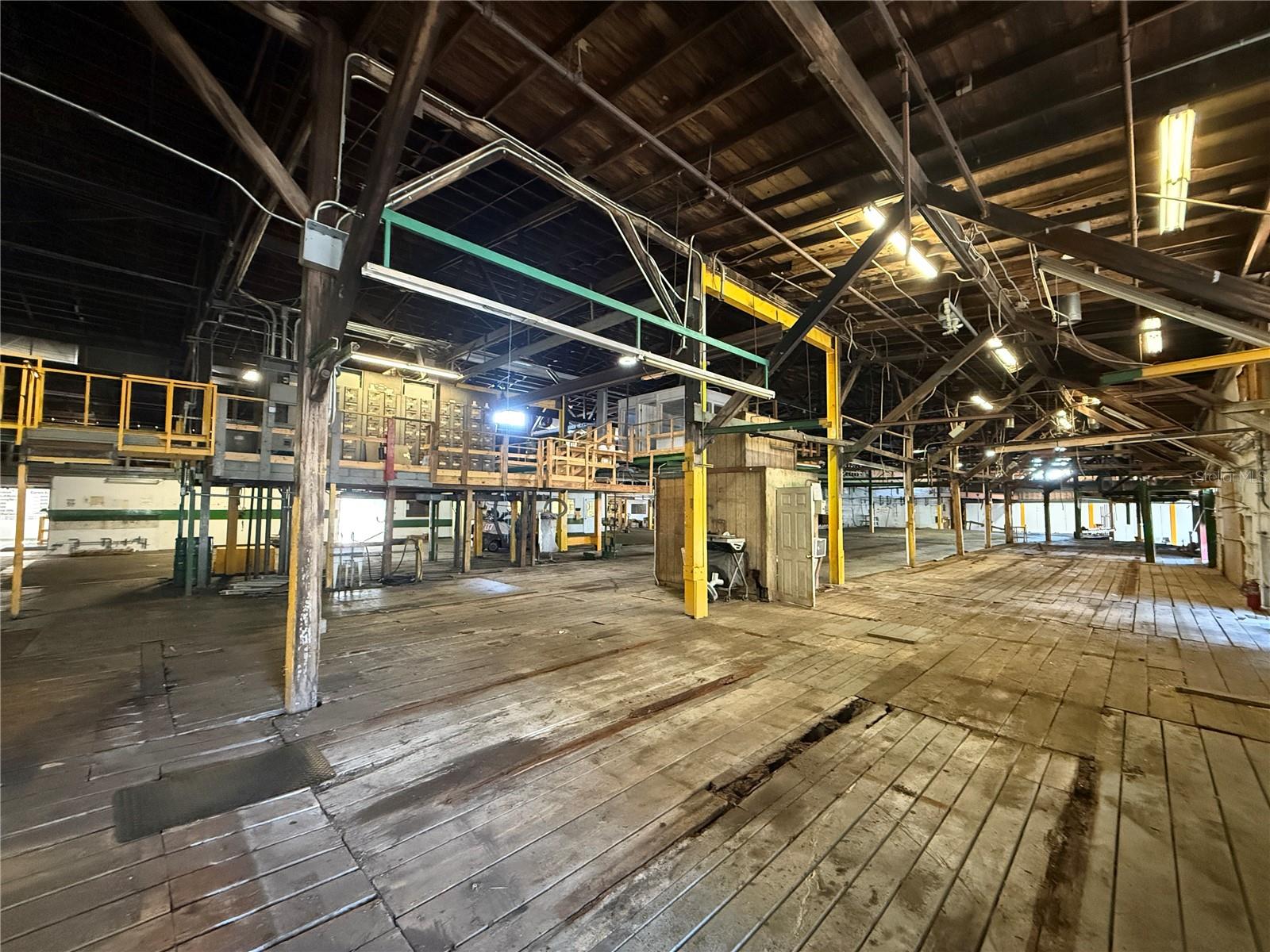 Image 48 of 57 For 500 Avenue R Sw