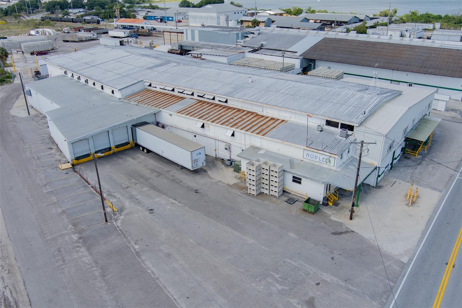 Image 8 of 57 For 500 Avenue R Sw