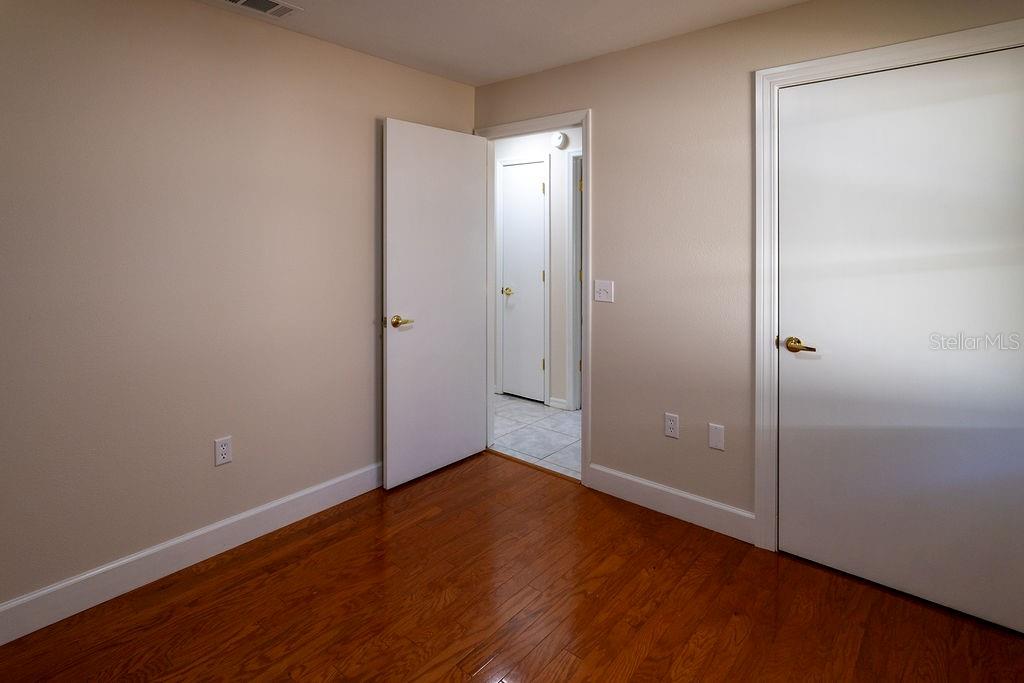 Image 23 of 48 For 2405 Timbercreek Loop E