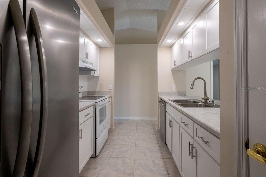 Image 9 of 48 For 2405 Timbercreek Loop E