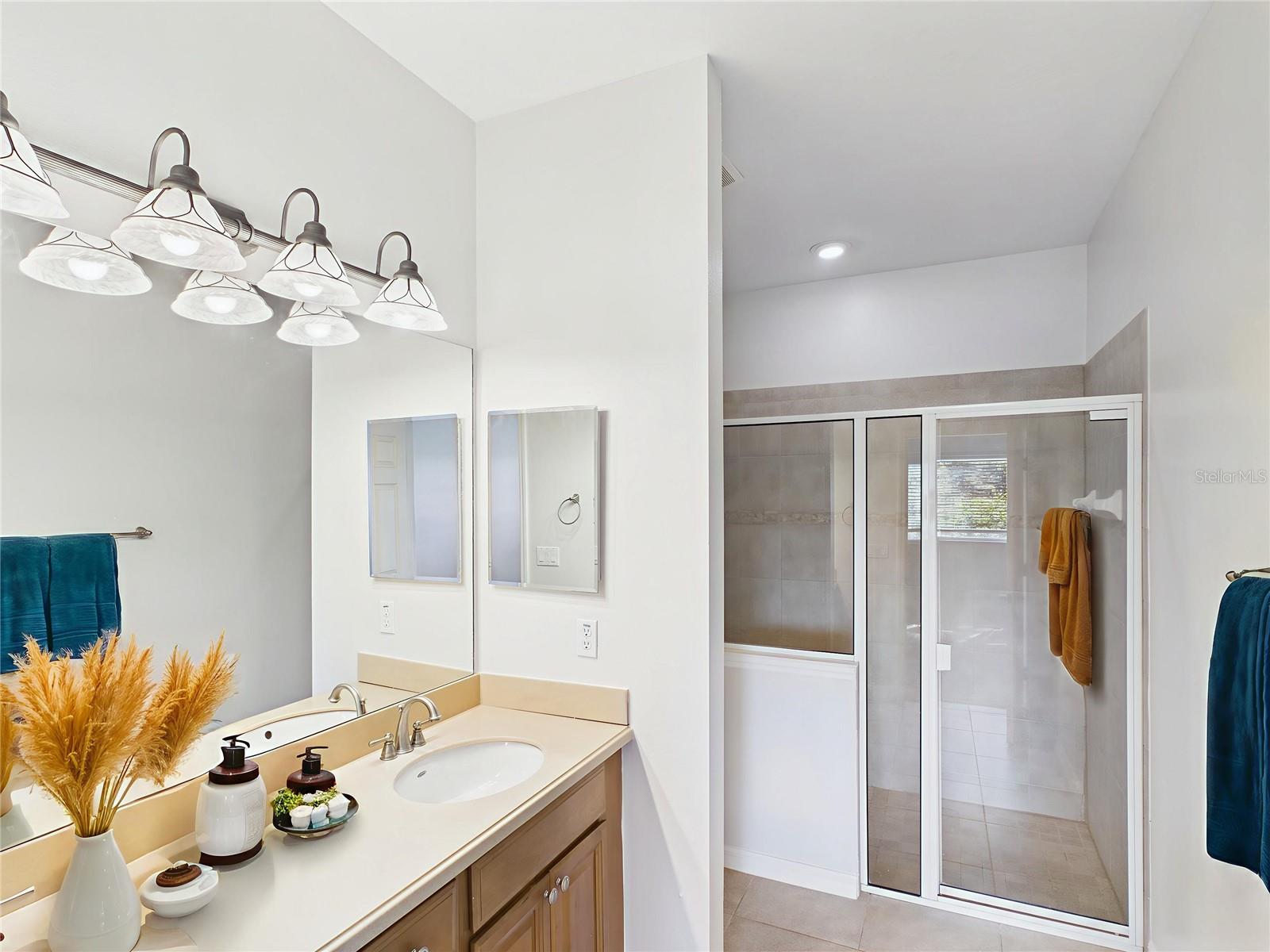 Image 11 of 22 For 2727 Rutledge Court