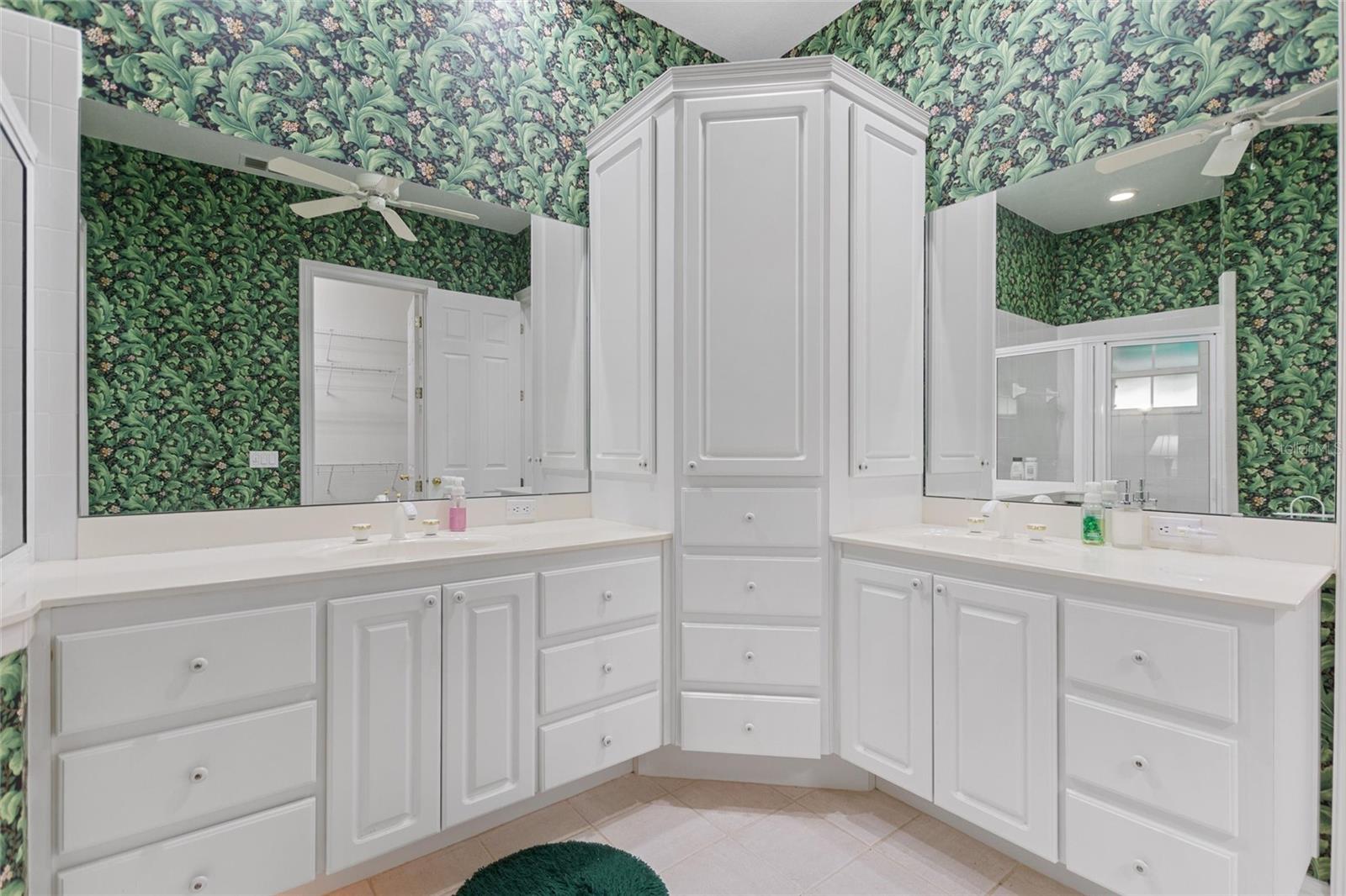 Image 29 of 34 For 1046 Caravan Loop