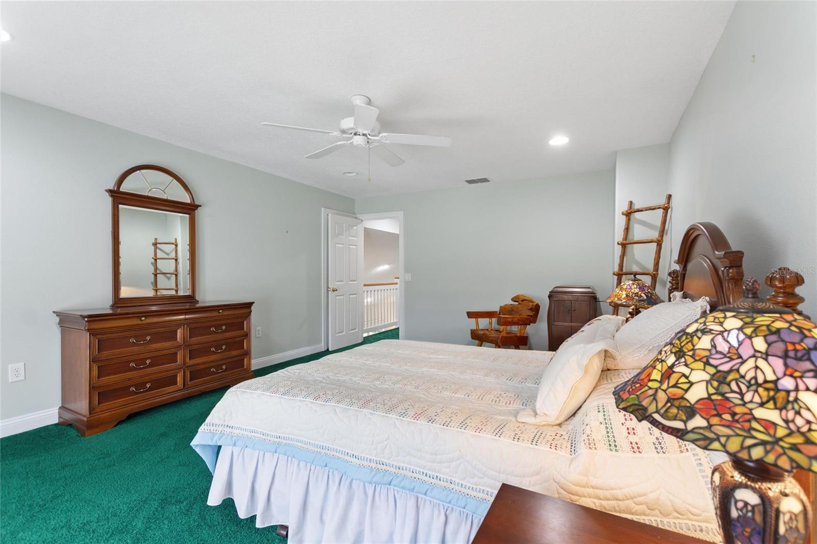 Image 33 of 34 For 1046 Caravan Loop