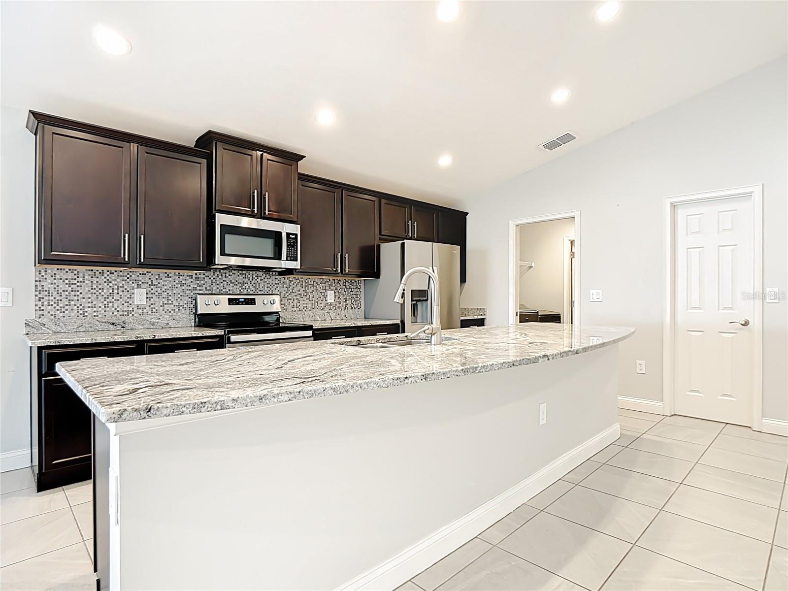 Image 15 of 50 For 154 Eloise Oaks Drive