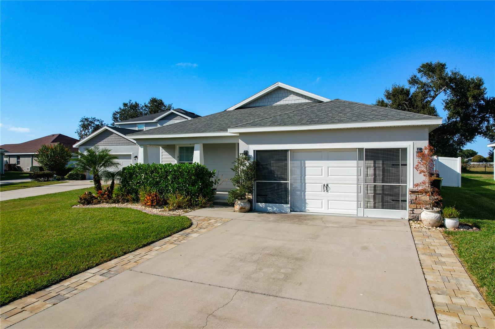 Image 2 of 50 For 154 Eloise Oaks Drive