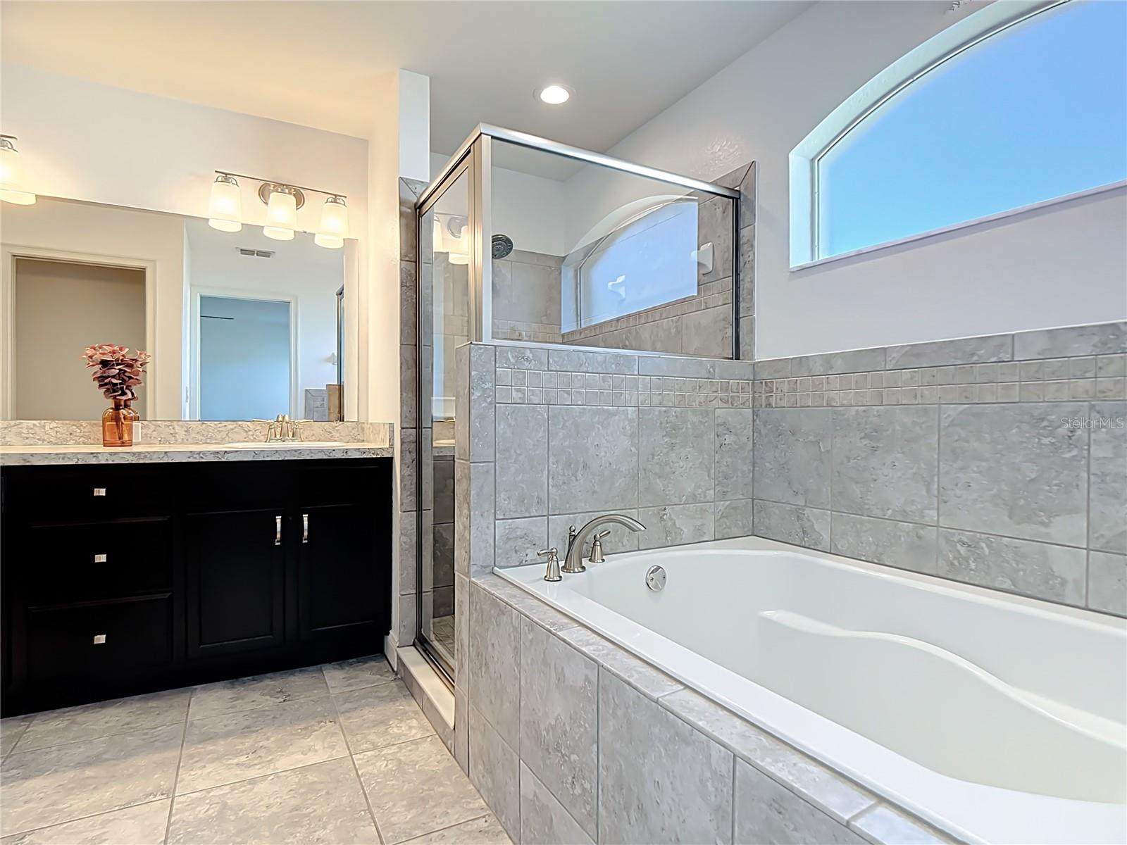 Image 33 of 50 For 154 Eloise Oaks Drive