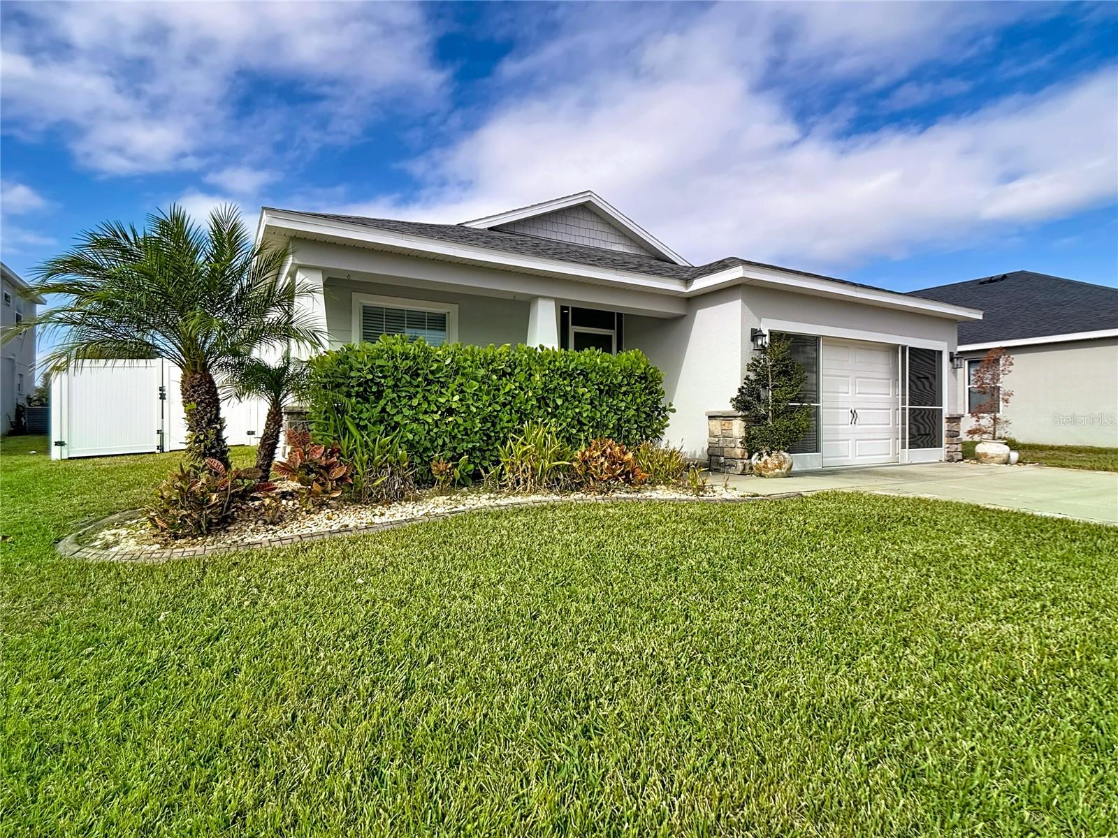 Image 4 of 50 For 154 Eloise Oaks Drive