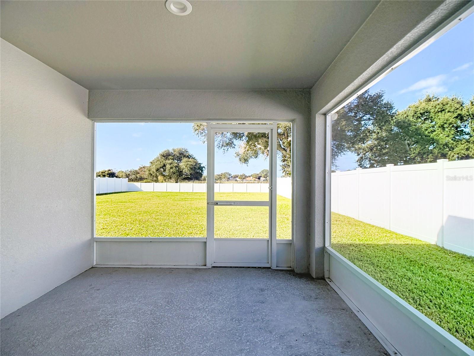 Image 40 of 50 For 154 Eloise Oaks Drive