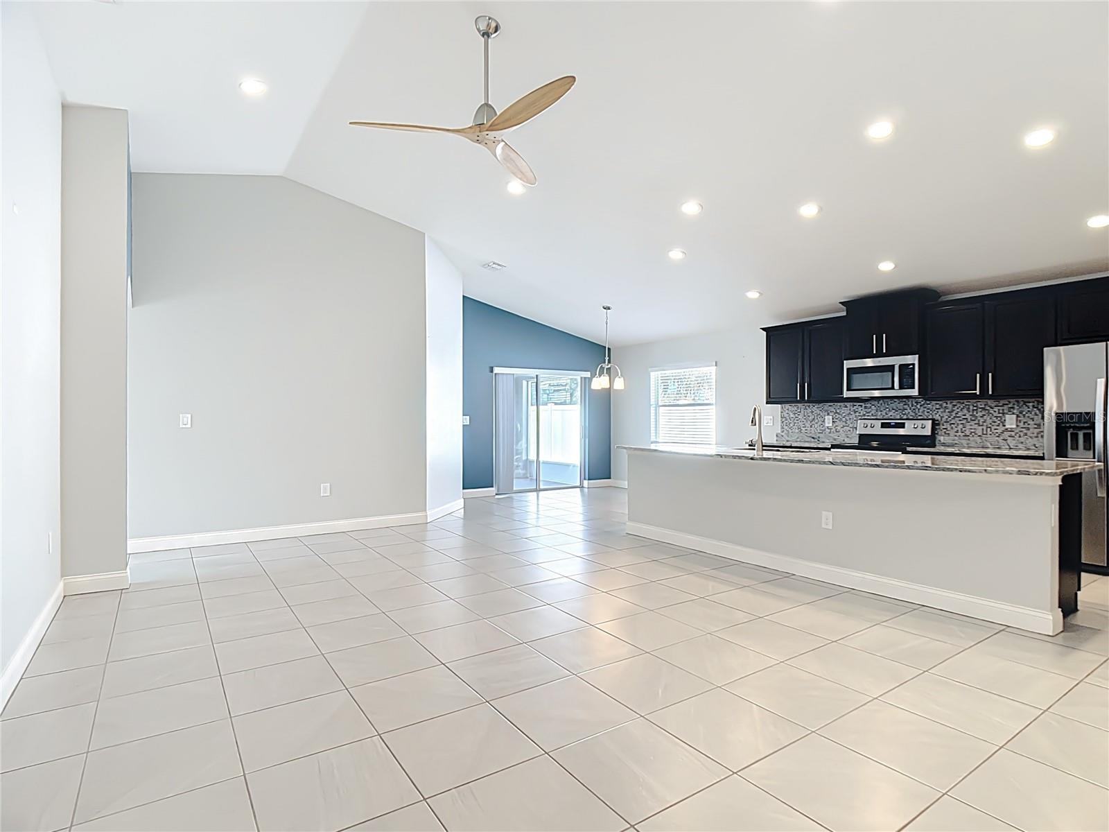 Image 6 of 50 For 154 Eloise Oaks Drive