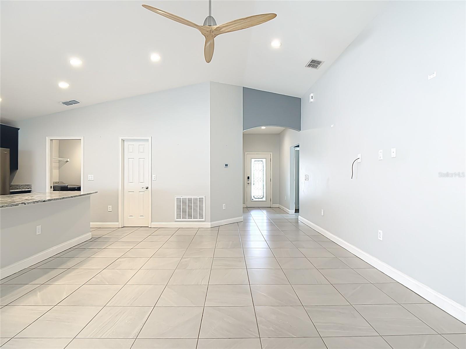 Image 8 of 50 For 154 Eloise Oaks Drive