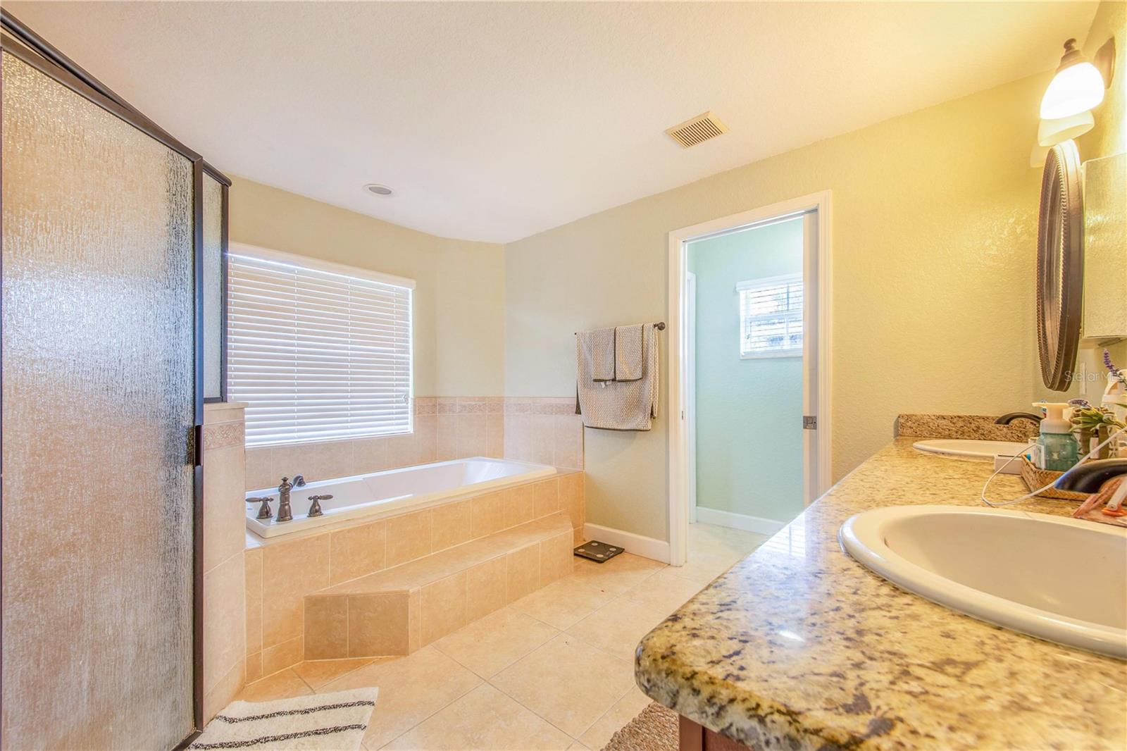 Image 17 of 36 For 4510 Holloway Creek Drive