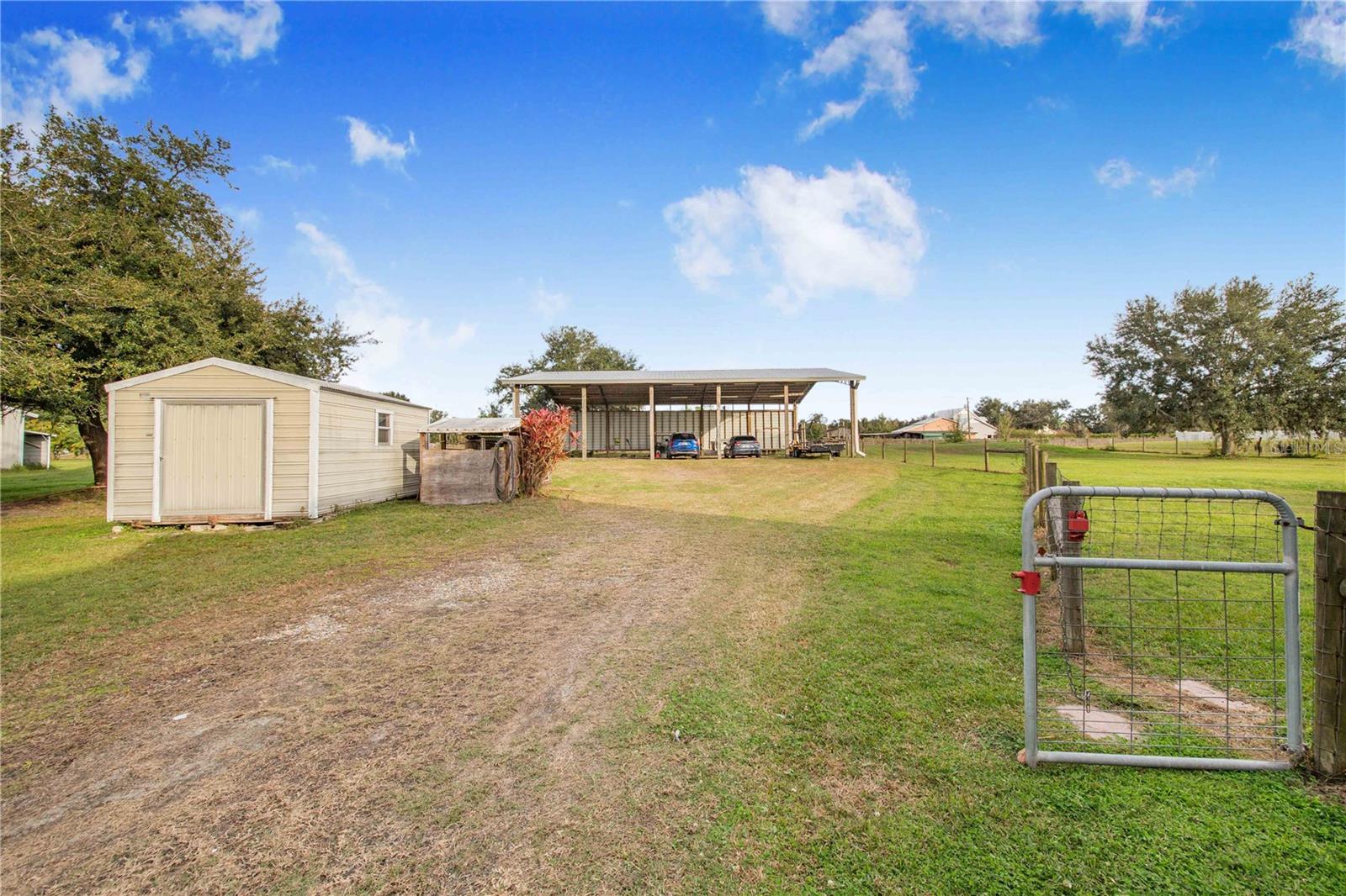 Image 27 of 36 For 4510 Holloway Creek Drive