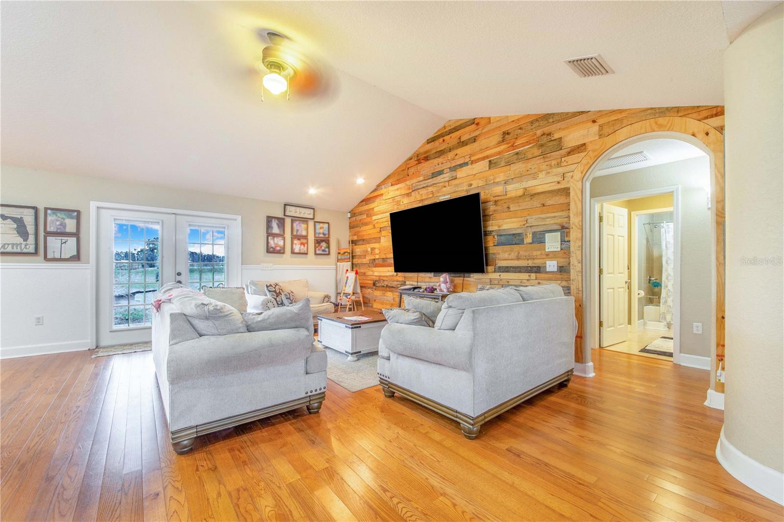 Image 8 of 36 For 4510 Holloway Creek Drive