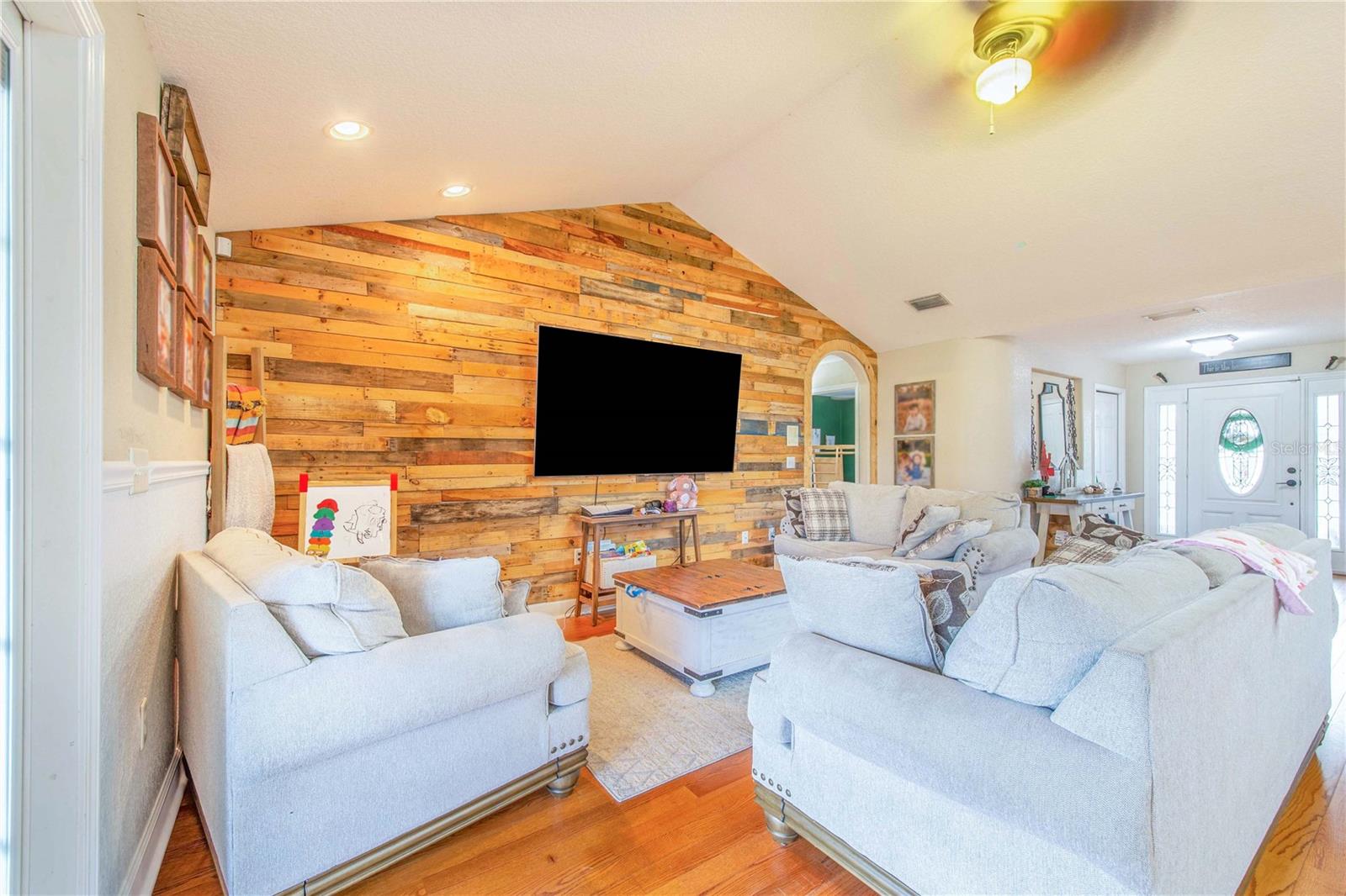 Image 9 of 36 For 4510 Holloway Creek Drive