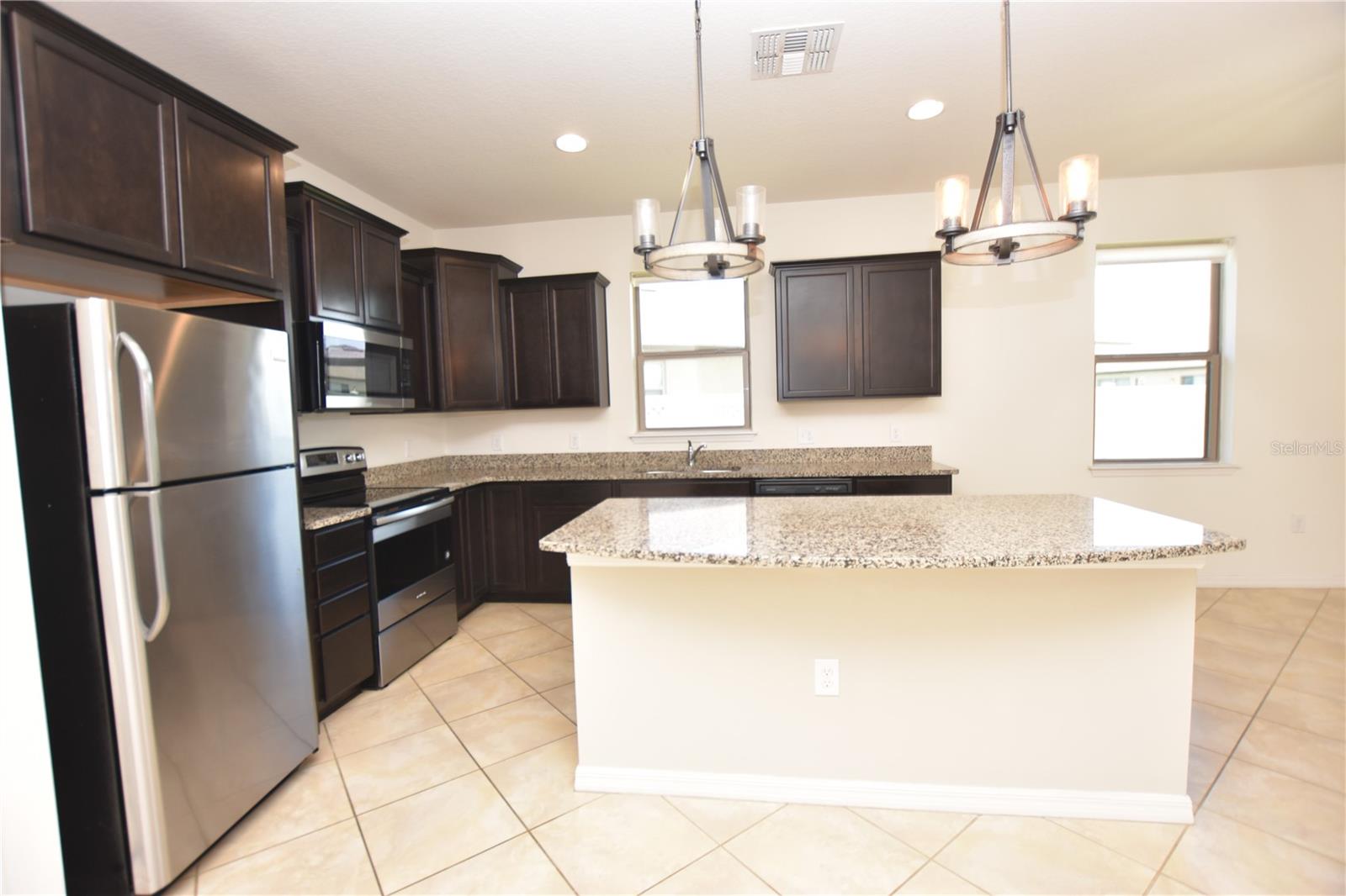 Image 4 of 27 For 8862 Conway Road