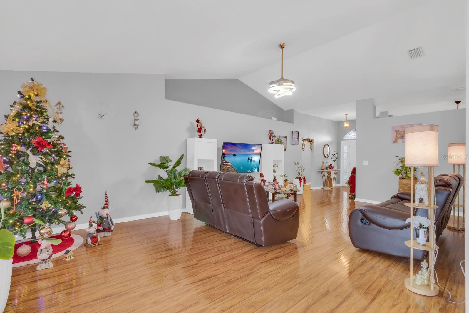 Image 10 of 37 For 3047 Fort Socrum Village Boulevard