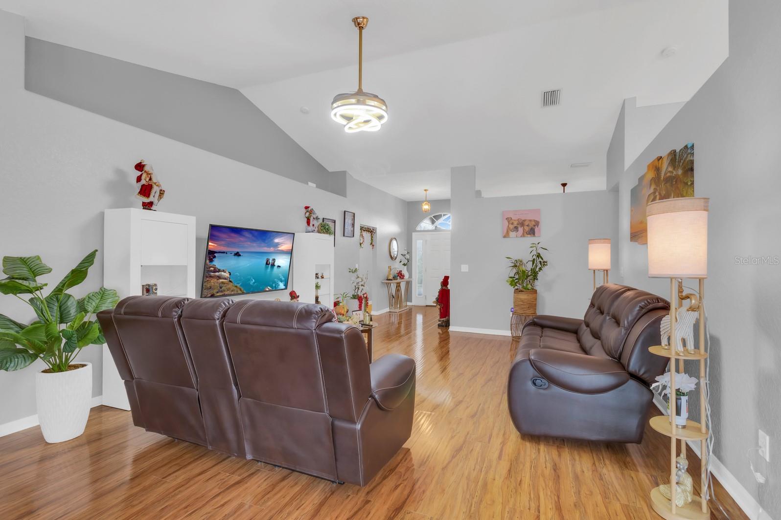 Image 11 of 37 For 3047 Fort Socrum Village Boulevard