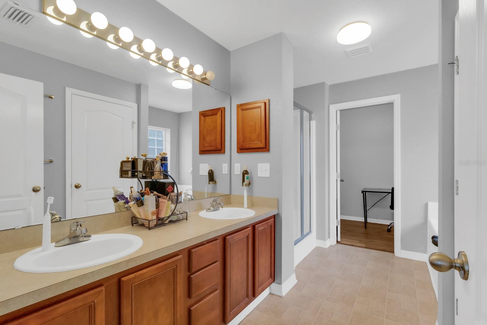 Image 16 of 37 For 3047 Fort Socrum Village Boulevard