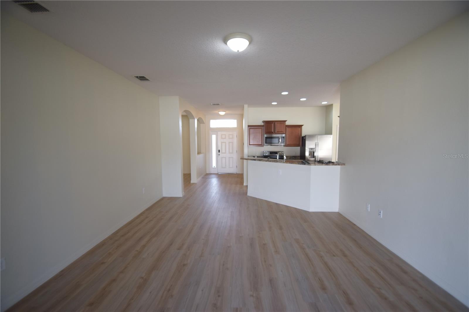 Image 13 of 32 For 823 Krenson Woods Lane