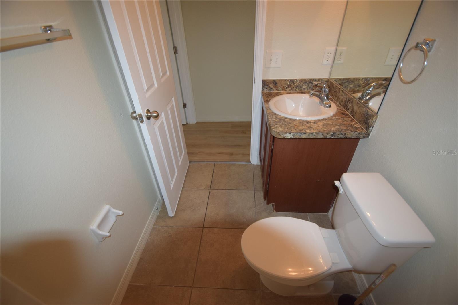 Image 20 of 32 For 823 Krenson Woods Lane