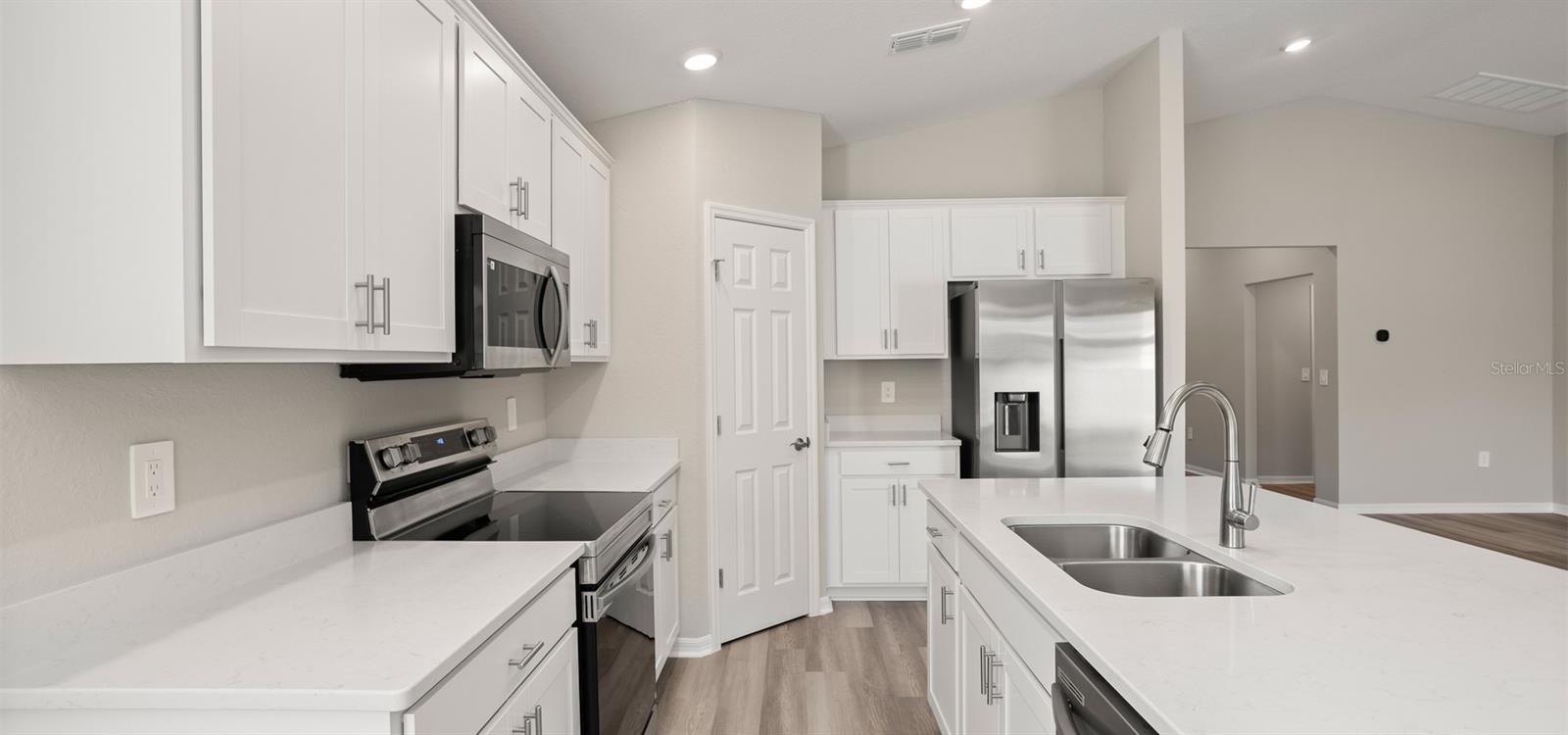 Image 11 of 19 For 4463 Rapallo Avenue