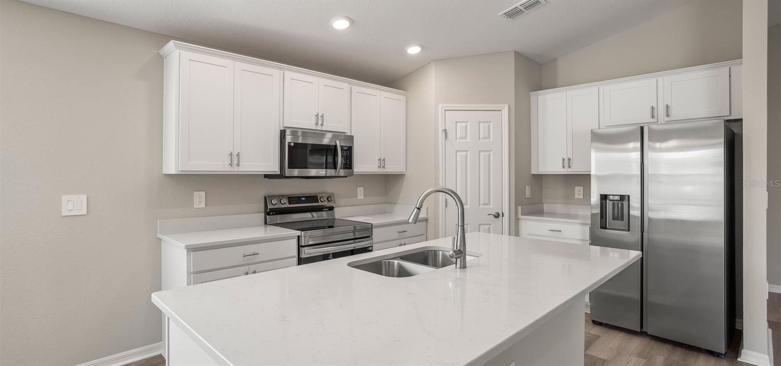 Image 8 of 19 For 4463 Rapallo Avenue