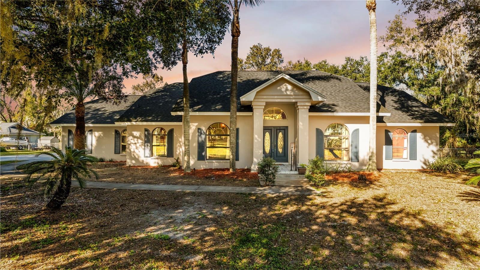 Listing photo id 11 for 1612 Williams Road