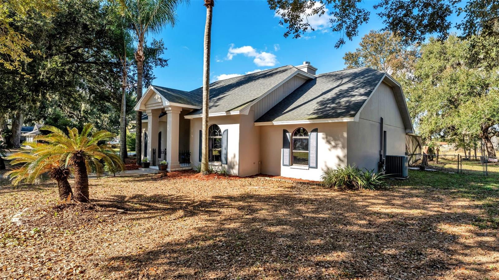 Listing photo id 12 for 1612 Williams Road