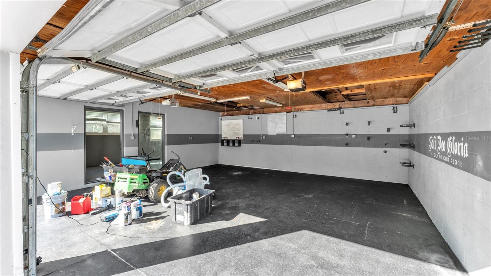 Listing photo id 18 for 1612 Williams Road