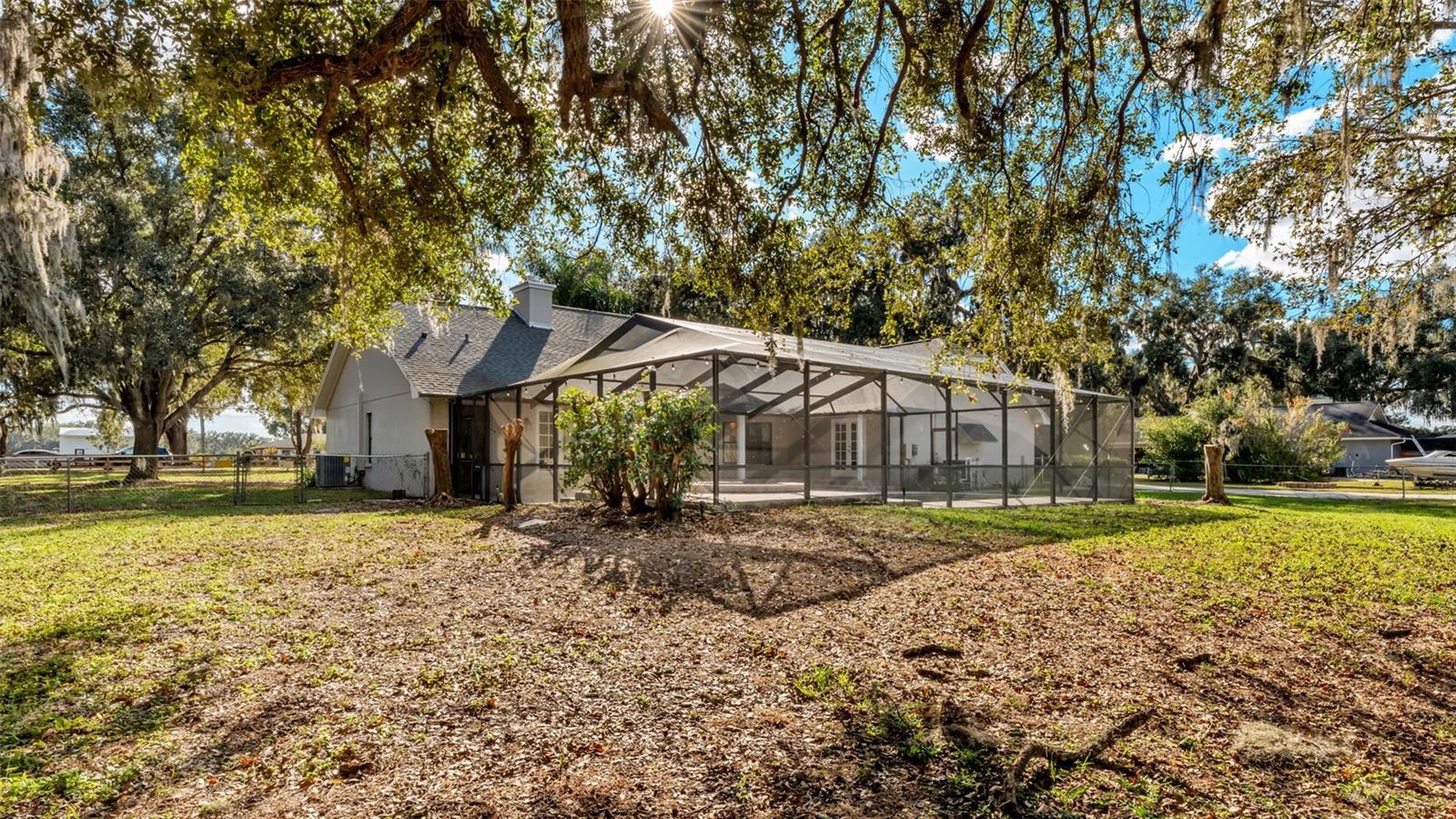 Listing photo id 24 for 1612 Williams Road