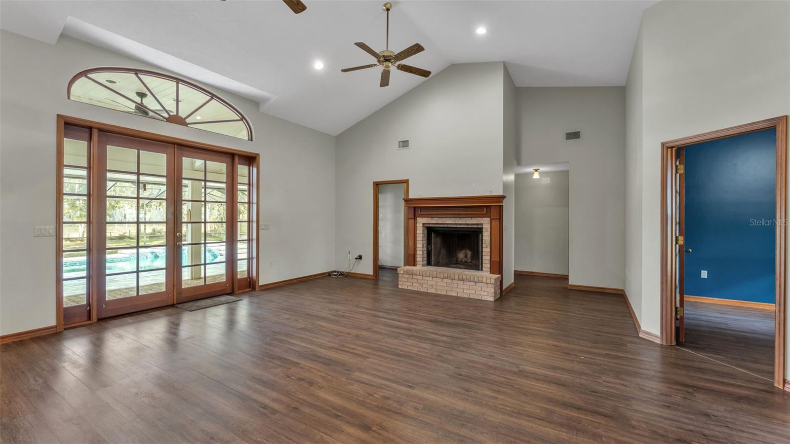 Listing photo id 36 for 1612 Williams Road