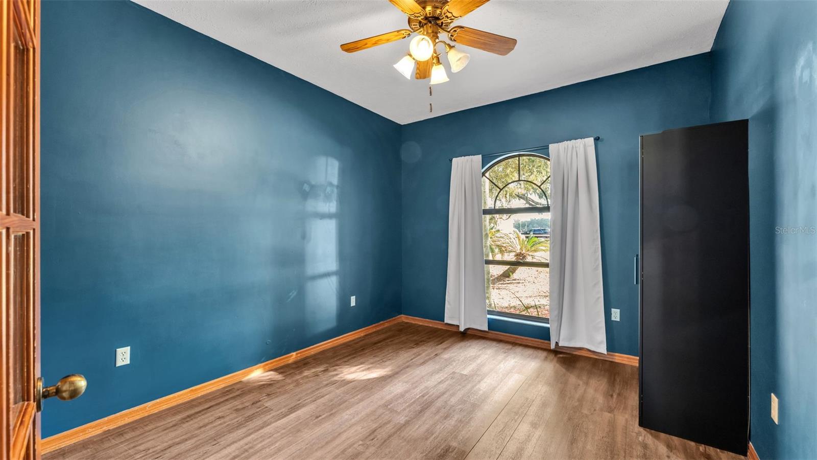 Listing photo id 40 for 1612 Williams Road