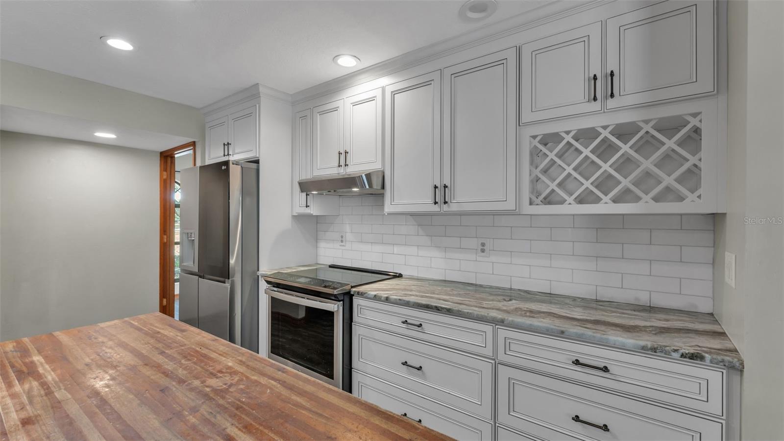 Listing photo id 49 for 1612 Williams Road