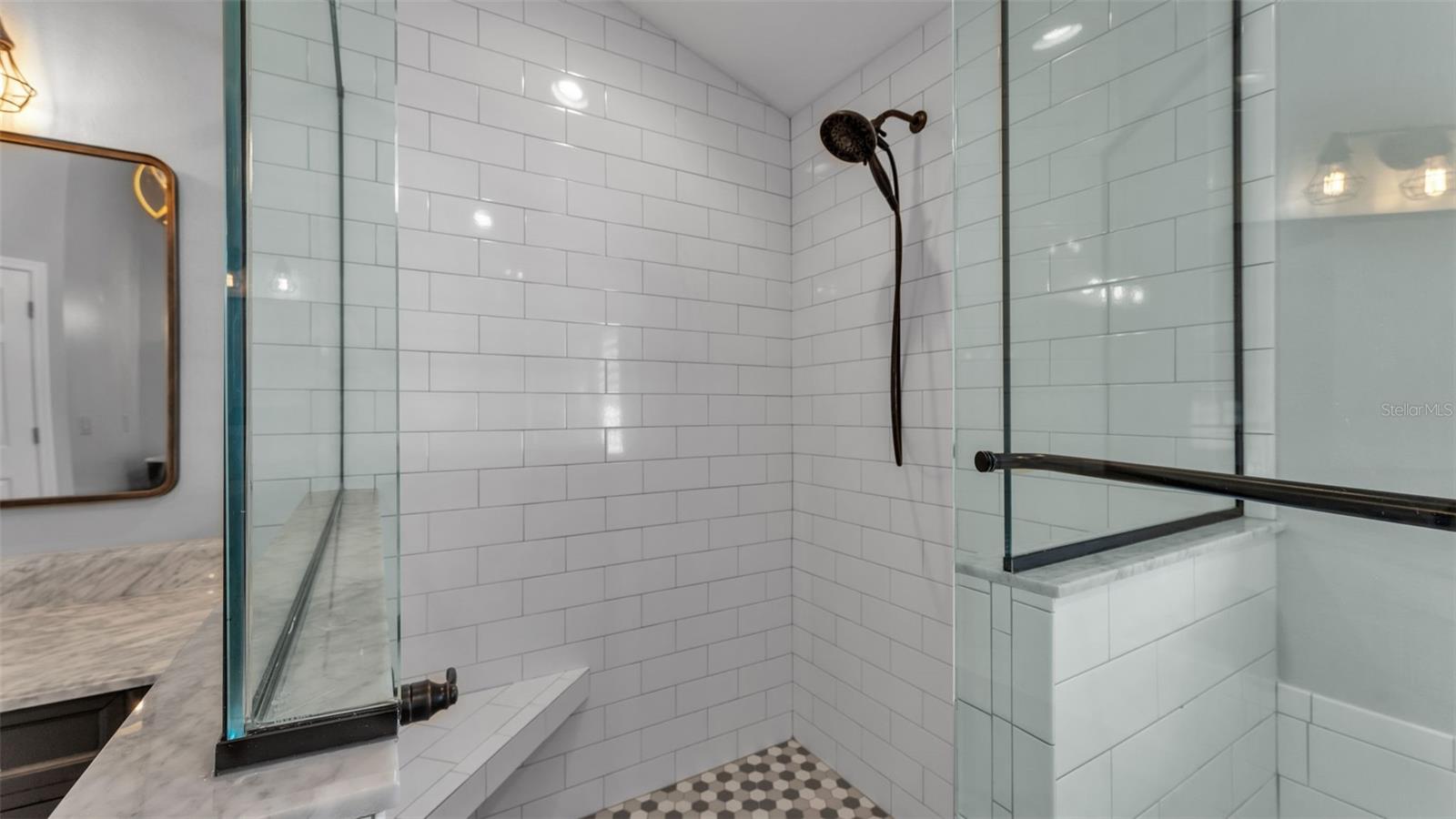 Listing photo id 58 for 1612 Williams Road