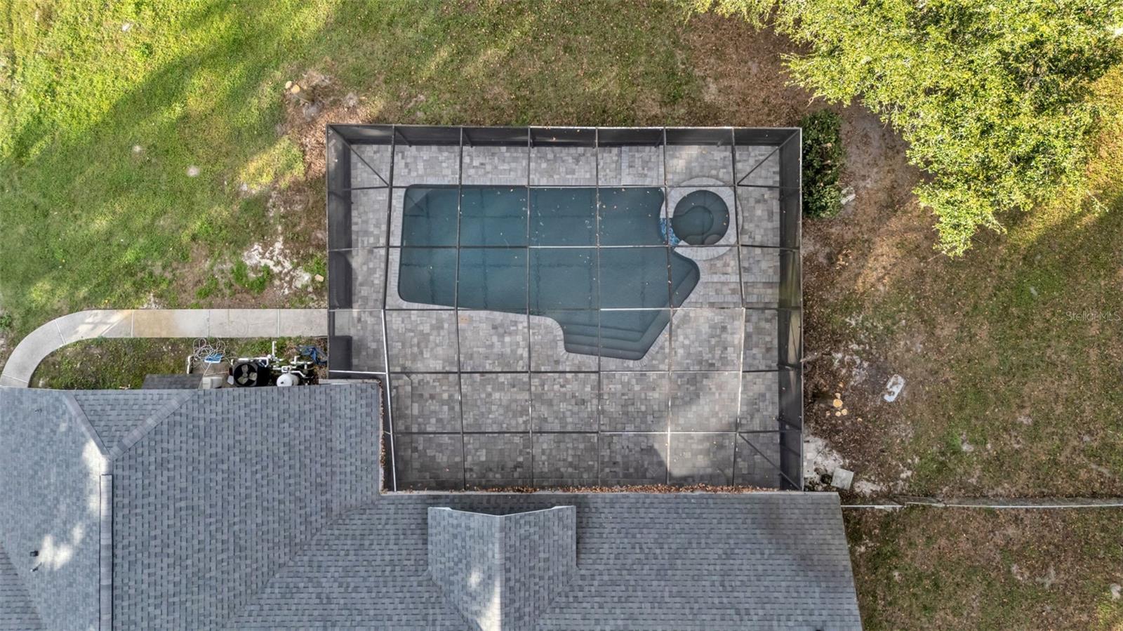 Listing photo id 5 for 1612 Williams Road