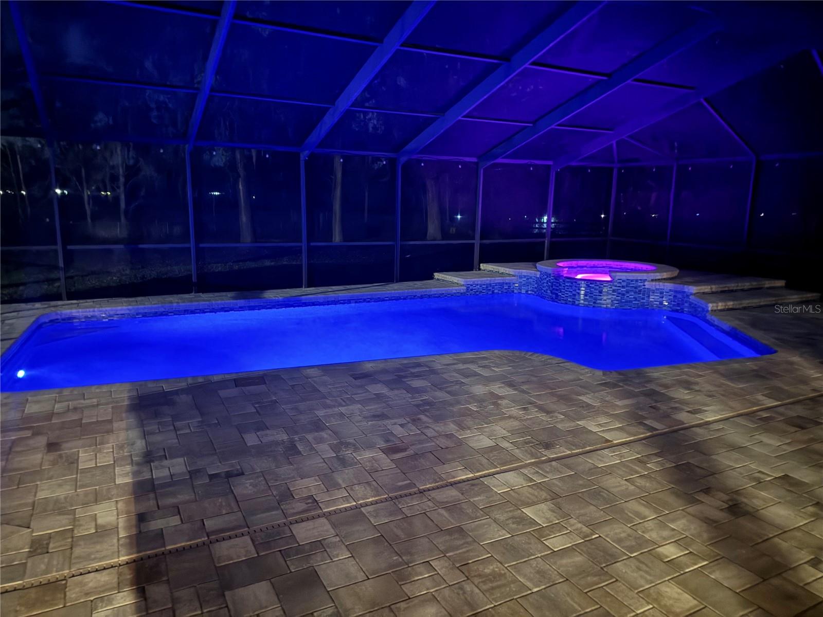 Listing photo id 72 for 1612 Williams Road